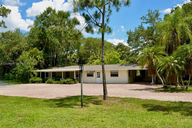 18220 Elmwood, Alva, FL 33920