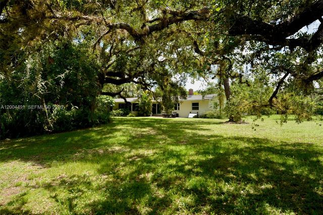 18220 Elmwood, Alva, FL 33920