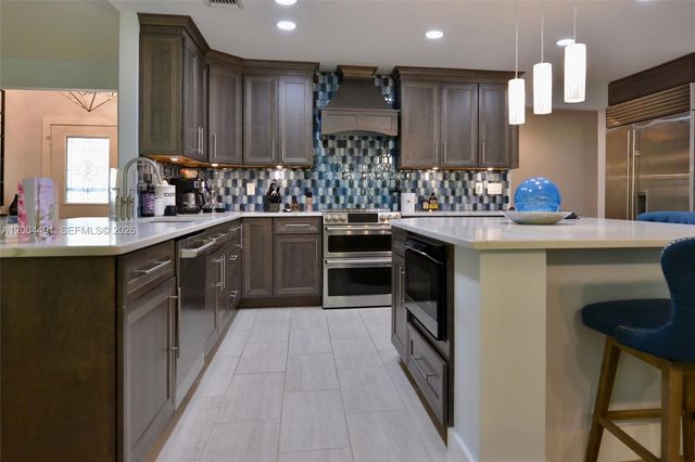 18220 Elmwood, Alva, FL 33920
