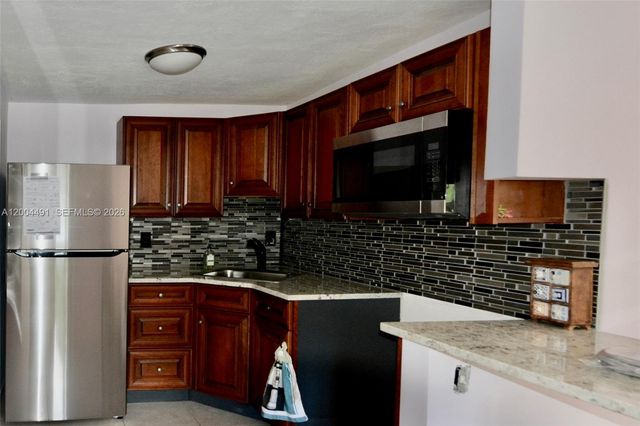18220 Elmwood, Alva, FL 33920