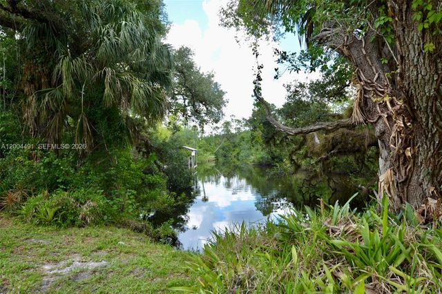 18220 Elmwood, Alva, FL 33920