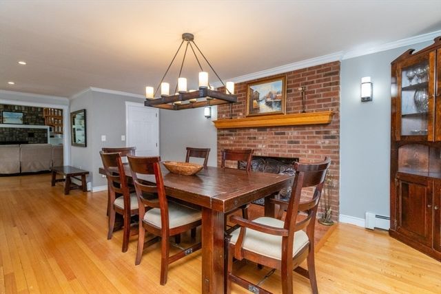 745 Washington St, Walpole, MA 02081