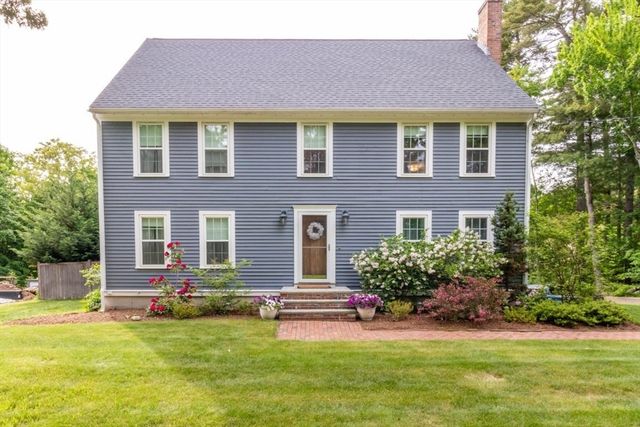 745 Washington St, Walpole, MA 02081
