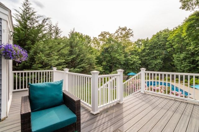 745 Washington St, Walpole, MA 02081