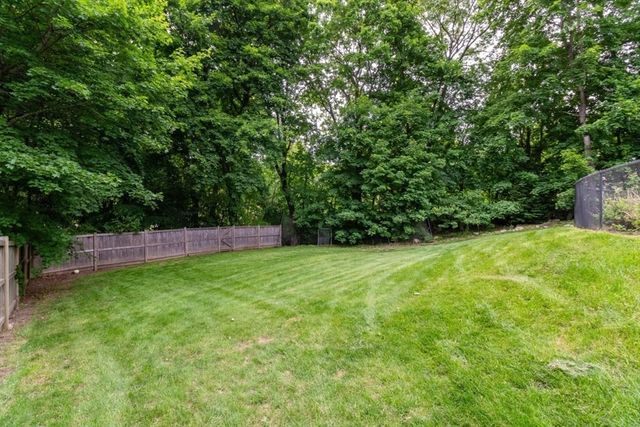745 Washington St, Walpole, MA 02081
