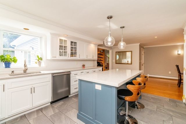 745 Washington St, Walpole, MA 02081
