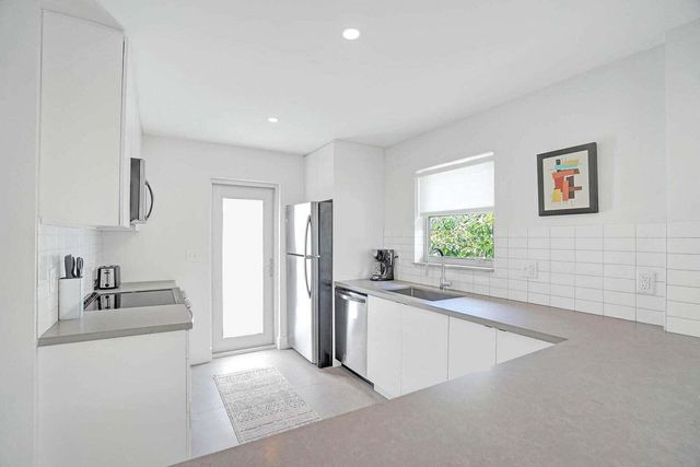 625 NE 13th Avenue 03, Fort Lauderdale, FL 33304