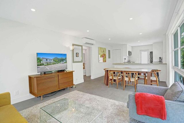 625 NE 13th Avenue 03, Fort Lauderdale, FL 33304