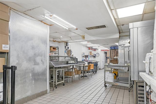 137 Wyckoff Avenue, Brooklyn, NY 11237