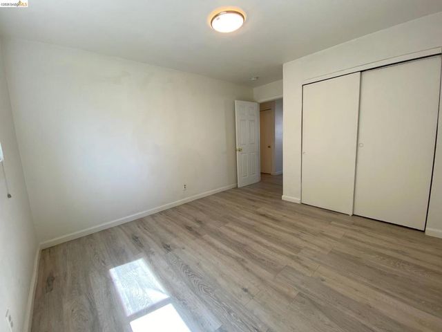 34 1St St, Richmond, CA 94801