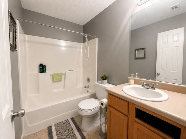 207 Sequoia Point, Carrollton, GA 30117