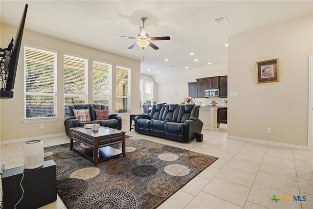 718 Hard Tack Trail, San Antonio, TX 78245