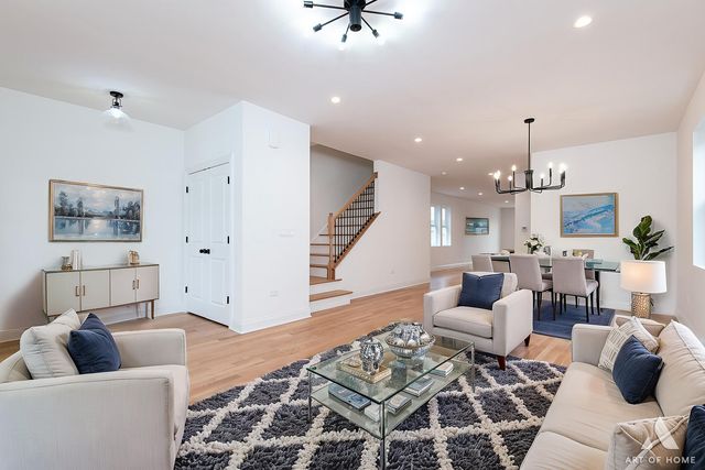 10649 S Sawyer Avenue, Chicago, IL 60655