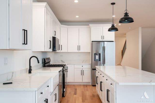 10649 S Sawyer Avenue, Chicago, IL 60655