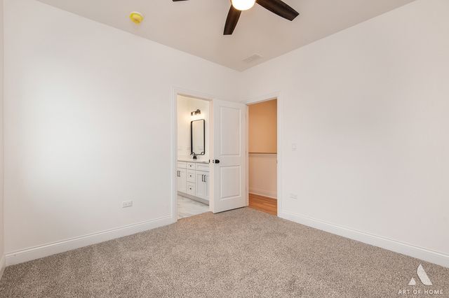 10649 S Sawyer Avenue, Chicago, IL 60655