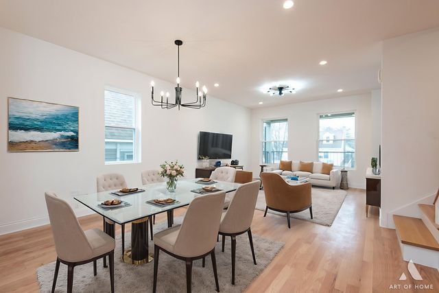 10649 S Sawyer Avenue, Chicago, IL 60655