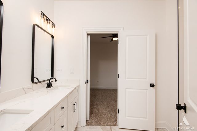 10649 S Sawyer Avenue, Chicago, IL 60655