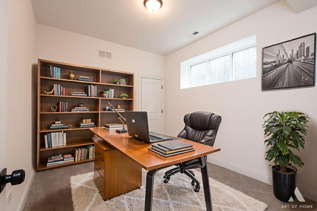 10649 S Sawyer Avenue, Chicago, IL 60655