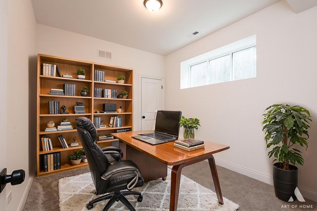 10649 S Sawyer Avenue, Chicago, IL 60655