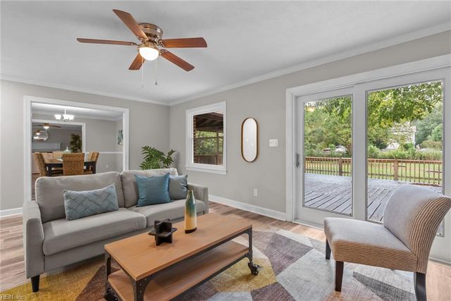 9 Rhodelia LN, Poquoson, VA 23662