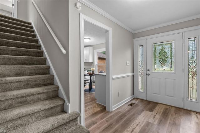 9 Rhodelia LN, Poquoson, VA 23662
