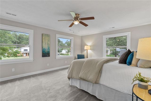9 Rhodelia LN, Poquoson, VA 23662