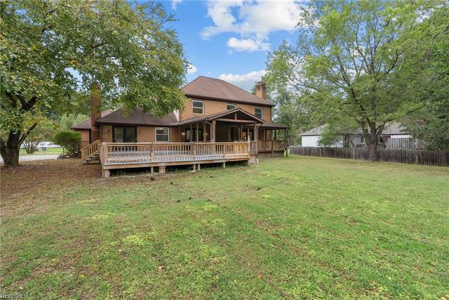 9 Rhodelia LN, Poquoson, VA 23662