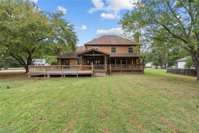 9 Rhodelia LN, Poquoson, VA 23662