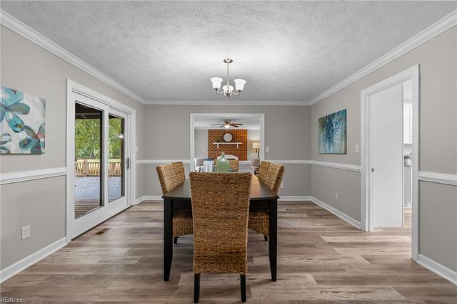 9 Rhodelia LN, Poquoson, VA 23662