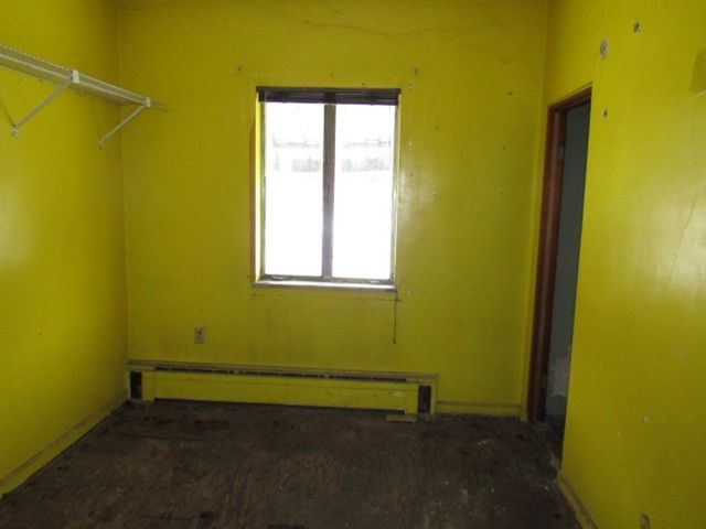 240 E College St, Canonsburg, PA 15317