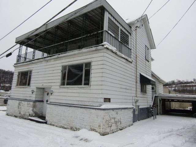 240 E College St, Canonsburg, PA 15317