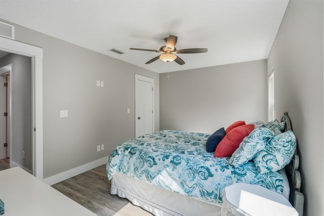 4569 2nd Ave, St Augustine, FL 32095