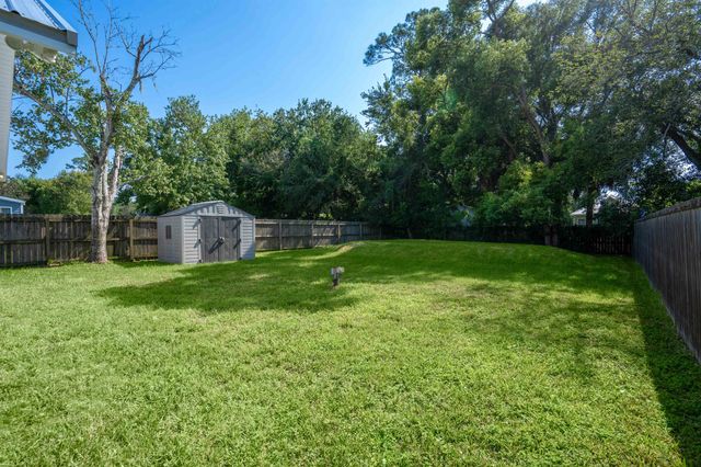 4569 2nd Ave, St Augustine, FL 32095