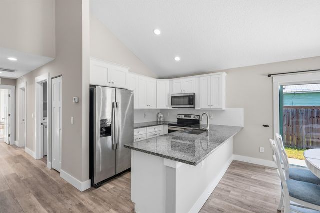 4569 2nd Ave, St Augustine, FL 32095