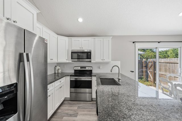 4569 2nd Ave, St Augustine, FL 32095
