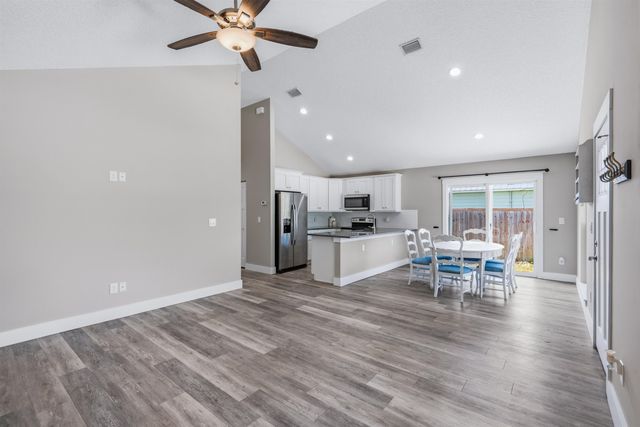 4569 2nd Ave, St Augustine, FL 32095