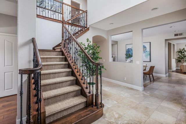 8092 Paseo Arrayan, Carlsbad, CA 92009