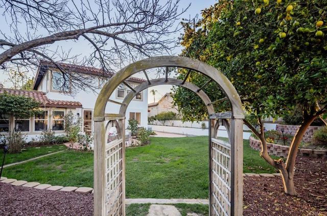 8092 Paseo Arrayan, Carlsbad, CA 92009