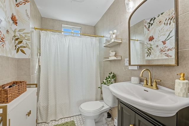 285 Neponset Ave 3, Boston, MA 02122