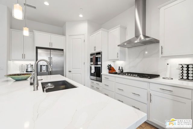 12 Cork Tree, Rancho Mirage, CA 92270