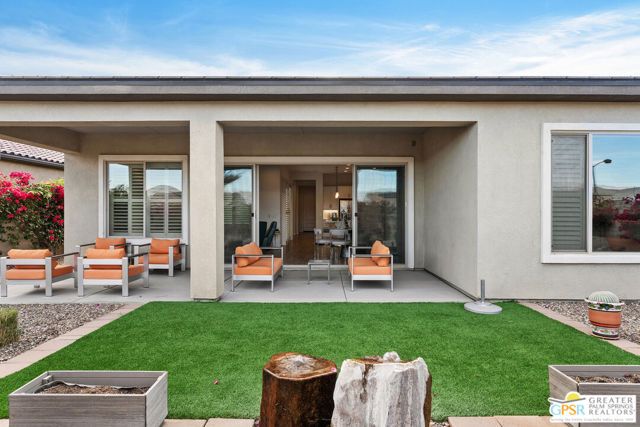12 Cork Tree, Rancho Mirage, CA 92270
