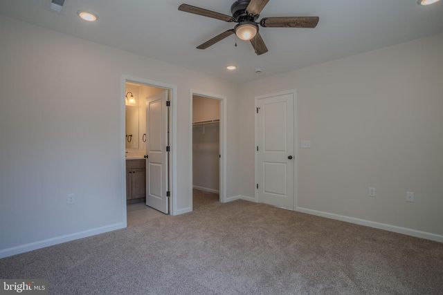515 S. SPRING ST, Martinsburg, WV 25401