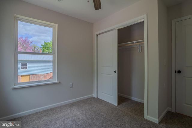 515 S. SPRING ST, Martinsburg, WV 25401