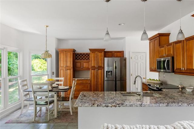 2932 Sunset View Circle, Suwanee, GA 30024