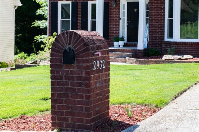 2932 Sunset View Circle, Suwanee, GA 30024