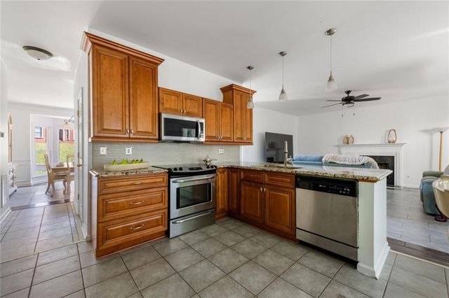 2932 Sunset View Circle, Suwanee, GA 30024