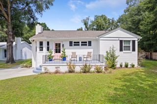 1126 Pleasant Pines Road, Mount Pleasant, SC 29464