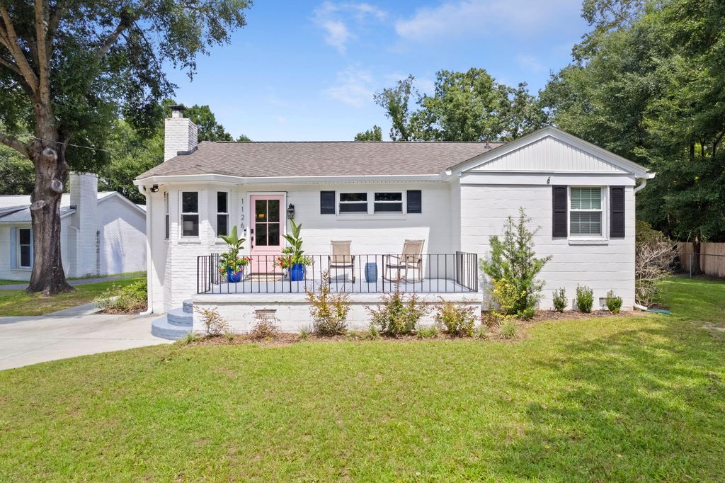 1126 Pleasant Pines Road, Mount Pleasant, SC 29464