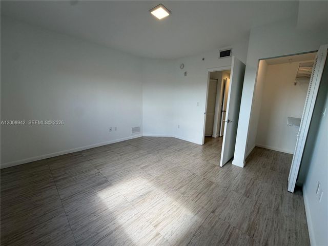 1801 SW 32nd Ave 501, Miami, FL 33145