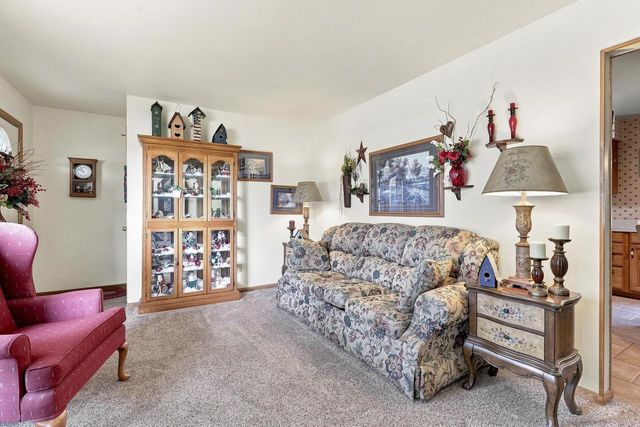 225 W BELL STREET, Neenah, WI 54956